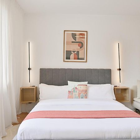 Beautiful And Stylish 1-Bedroom With Kitchen And King Size Bed Wuppertal Exterior foto